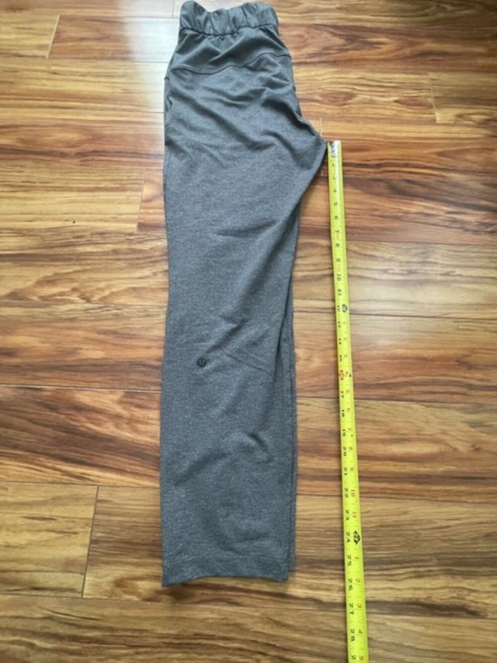 Lululemon Women's High-Rise On the Fly Capri Pants, Gray, Size 6 - Picture 7 of 7